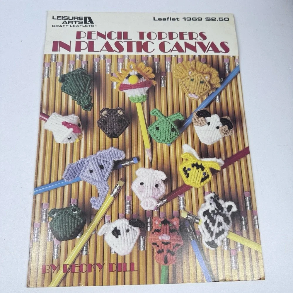 Vintage Plastic Canvas Pattern‎ Book Lot Magnets Pencil Toppers Bears Leisure